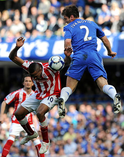 煌提供了坚 煌提供了坚