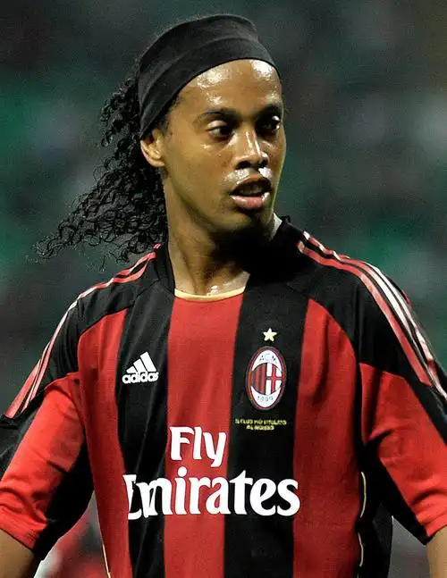 载着巨大的 载着巨大的