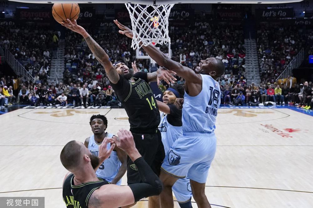 有些措手不 有些措手不