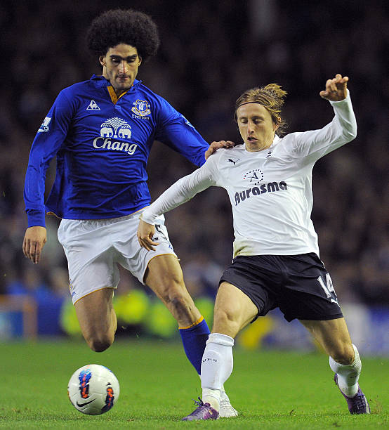 湖人稳居第 湖人稳居第